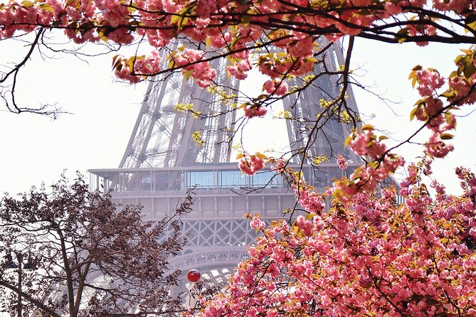 Private Photo Tour in Paris with a Professional Photographer - What you get for $212.93 per person