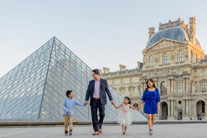 Private Photoshoot at the Louvre area in Paris - Stop 4: Jardin des Tuileries for a Calm Finale