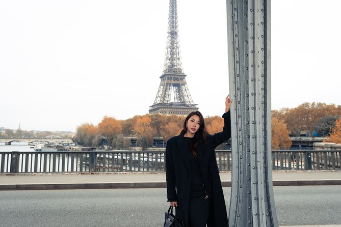 Private Professional Photoshoot near the Eiffel Tower in Paris - Bryan’s Pose Coaching, Especially If You’re Camera-Shy