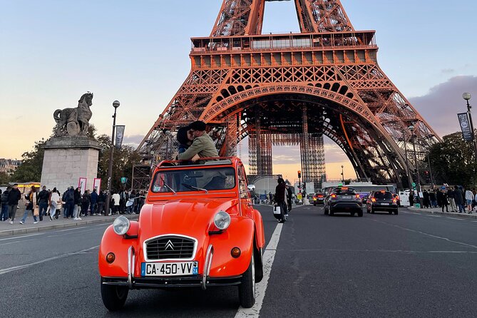 Private ride in a Citroën 2CV in Paris - 2h - Saint-Germain on the Left Bank: Writers, Cafés, and Rue de Buci