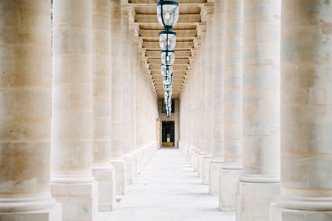 Private Screen to Streets: A TV Show-inspired Paris Walking Tour - Stop 5: Pont des Arts, the love lock bridge