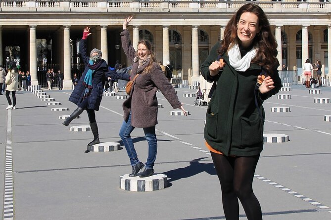 Private Screen to Streets: A TV Show-inspired Paris Walking Tour - Stop 2: Pantheon exterior, quick context for a Paris landmark