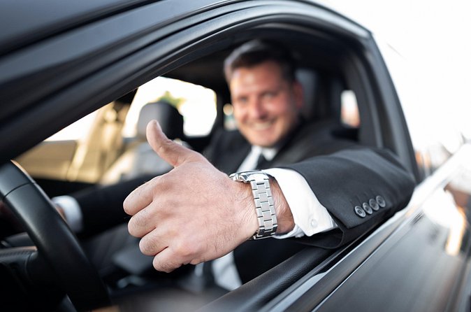 Private Sedan Transfer Charles de Gaulle Airport to Paris - Timing: how to plan around the 30 minutes to 1 hour 30 window