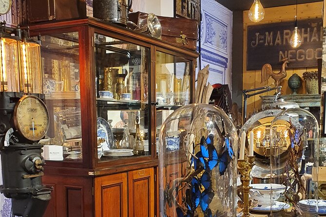 Private shopping tour at the Paris Antique Flea Market - Vernaison, Dauphine, Malassis, and choosing what fits your list