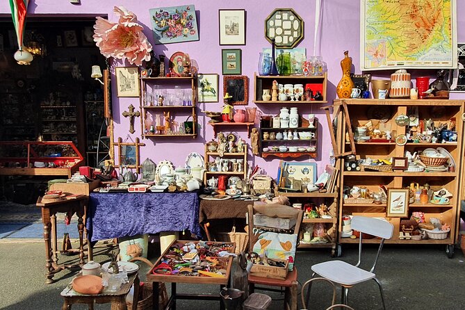 Private shopping tour at the Paris Antique Flea Market - Getting started: pickup, mobile ticket, and how you’ll reach St. Ouen