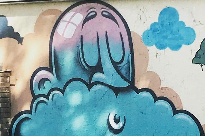 Private Street Art 2-Hour Guided Tour in Paris - Ménilmontant and Belleville: the streets behind the street art