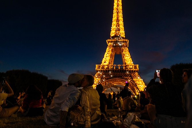 PRIVATE TOUR: Highlights & Hidden Gems of Paris With Locals - Seine bridges and the Eiffel Tower photo moment