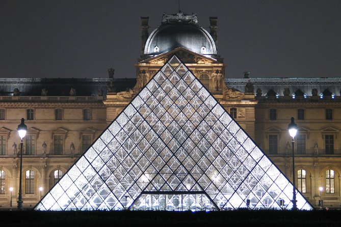 Private tour Louvre By night - Louvre by night: what changes when the crowds thin out