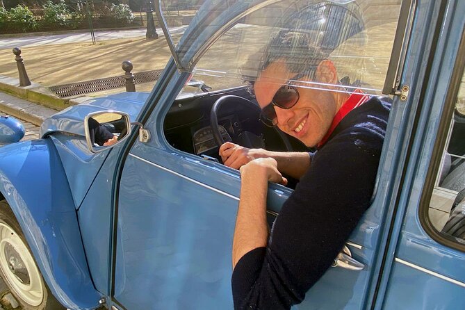 Private Tour of Paris in a convertible citroën 2CV - Pont d’Iéna, Avenue de Suffren, and École Militaire: the Eiffel Tower framed, not just seen