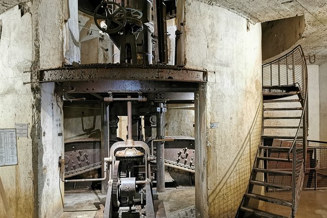 Private tour of the battlefields of Verdun from Paris in Van (2/7 travelers) - Verdun Cathedral, Victory Monument, and Porte Chaussee: the war in stone around the city