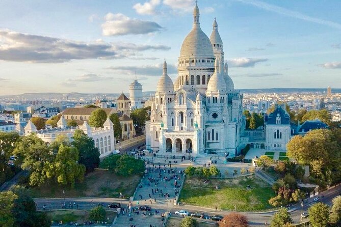 Private tour of various Monuments in Paris - Sacré-Cœur at Montmartre: quick views, strong atmosphere