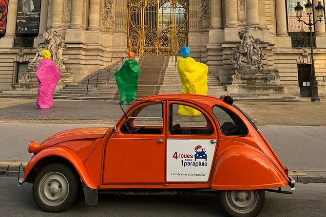 Private tour Paris 3 hours in vintage Citroën 2CV - Photo stops that actually work in limited time