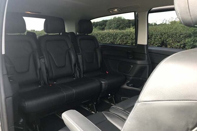 Private transfer from CDG or ORY airport to DisneyLand Paris - Reliability Signals From Real-World Service Details