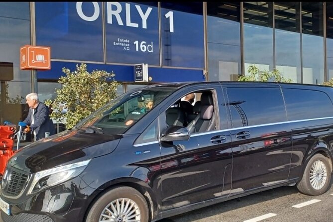 Private Transfer from Paris to CDG and Orly Airport - The Drop-Off Moment: Getting to Your Terminal Faster
