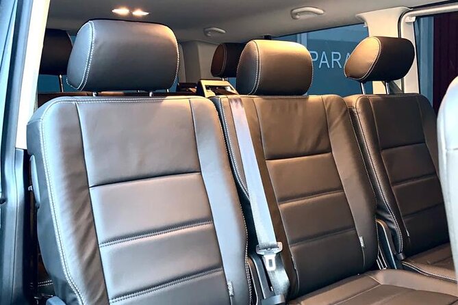 Private Transfer from the City of Paris To Orly Airport (ORY) - Watch Outs: Vehicle Capacity, Timing, and Headcount
