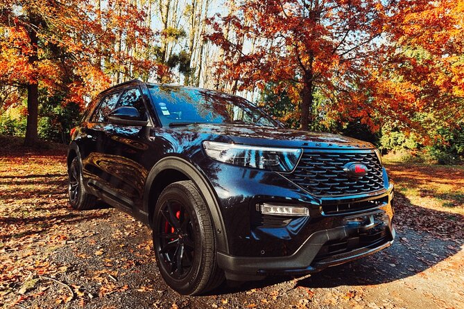 Private VIP transfer with a Ford Explorer from CDG Airport to Paris or return - Name-Board Pickup, Clear Meet Instructions, and Fast Contact