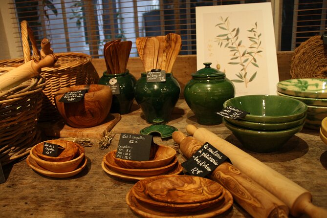 Private Walking Tour of Marais - Place de Vosges Picnic, Turning Shop Finds Into a Break