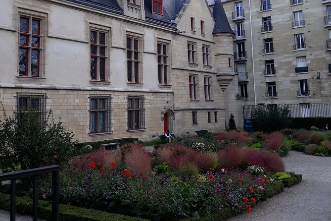 Private Walking Tour of Marais - How Close You Are to the Rest of Paris