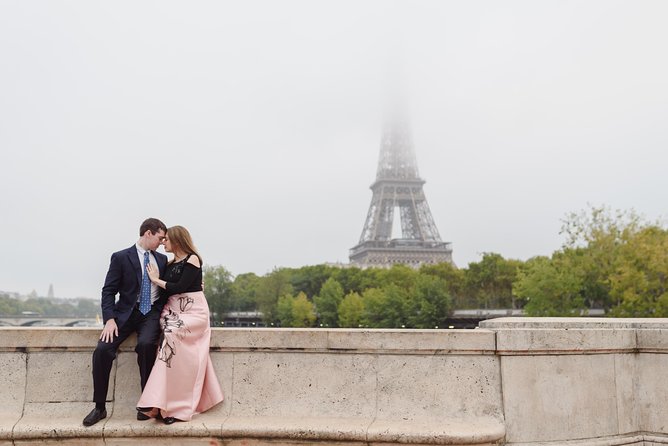 Proposal Photographer in Paris - Smart Dress Code, Mobile Ticket, and Other Practical Details