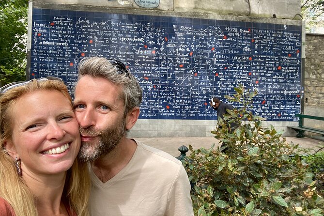 Romantic Montmartre: Paris Lost Lovers Exploration Game and Tour - Montmartre on Foot: Crowd Avoidance Meets Hill Work