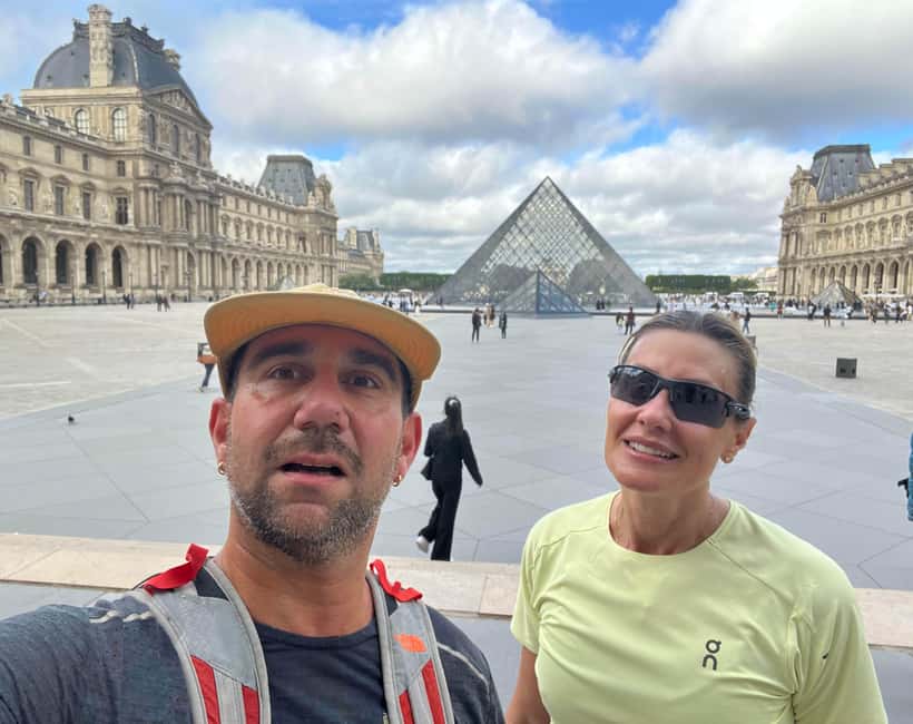 Running Tours in Paris for intermediate to advanced runners - Juan Echeverria and the small-group format: pace, stories, and useful tips