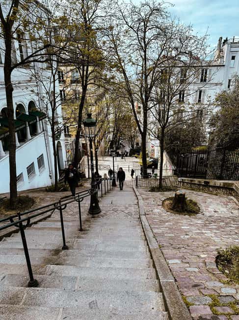 Sacré-Cœur de Montmartre Guided Tour - Dalida, Moulin de la Galette, and Cabaret Lapin Agile
