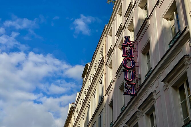 Scandalous Paris, audioguided smartphone tour - Rue Frochot: artists painting their way through libertine haunts