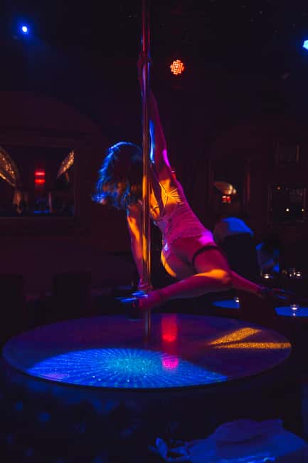 Secret Square Paris : Parisian Strip-Tease Cabaret Ticket - Seating, bar time, and how the night flows