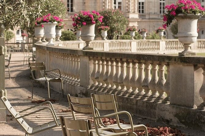 See 15 plus Paris Sights Tour and Fun Perfume Experience - The perfume experience at L’Atelier Parfum: what’s included