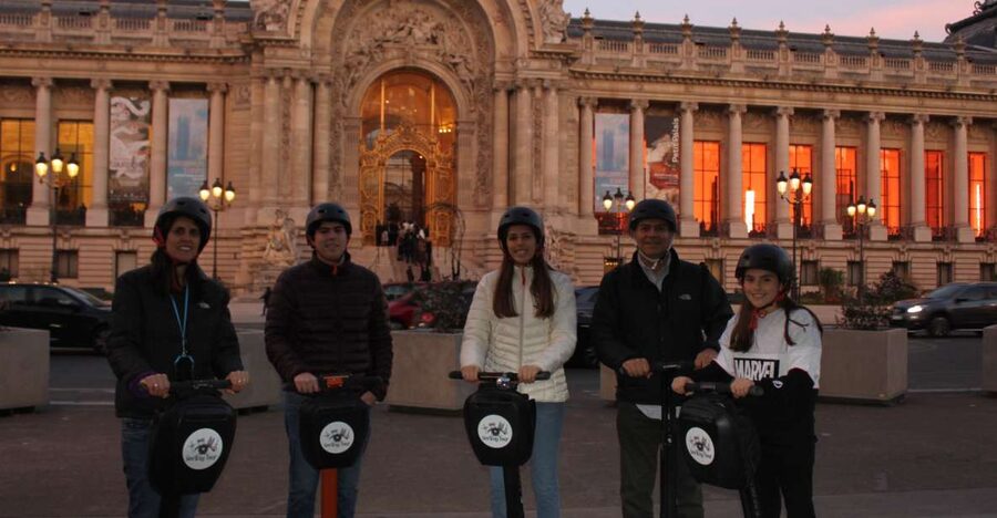 Segway private tour Lights of Paris - Segway i2 setup: smooth ride, real control, real comfort