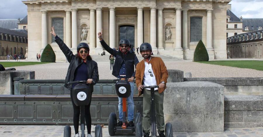 Segway private tour of 1.5 hour - The Eiffel Tower finish: how to get the most out of the last viewpoints