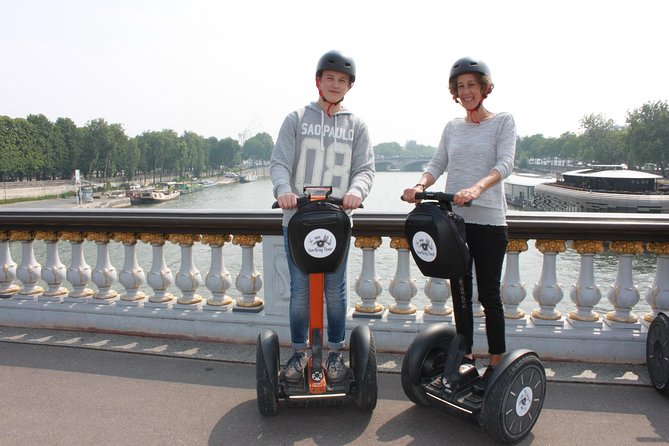 Segway tour Capital sites - Safety and Control on a Segway, With Guides Like Alex and Sasha