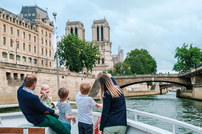 Seine River Guided Cruise with Kids by Vedettes de Paris - The route you will follow, and what each landmark means from the water