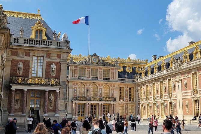 Self-Guided Tour to the Versailles with Timed Entry Ticket - What you really get: Palace, Trianon Estate, and 800 hectares of gardens