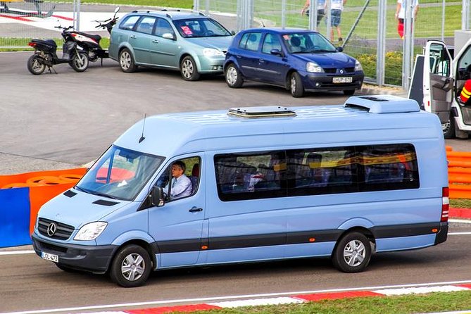 Shuttle Arrival Transfer from Paris Airport to Hotel/ Apartment - Luggage limits and the “small-car” caution you should take seriously