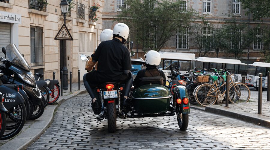 Side-car Paris: Discover The Left Bank, Notre Dame and More - Seine views and Notre-Dame area moments you can actually enjoy