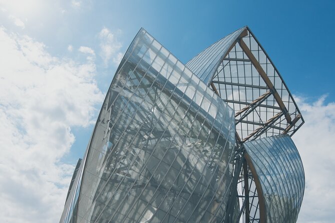 Skip-the-line Ticket Premium Access to Fondation Louis Vuitton - The Shuttle From Place Charles de Gaulle: Convenience With a Timing Reality Check