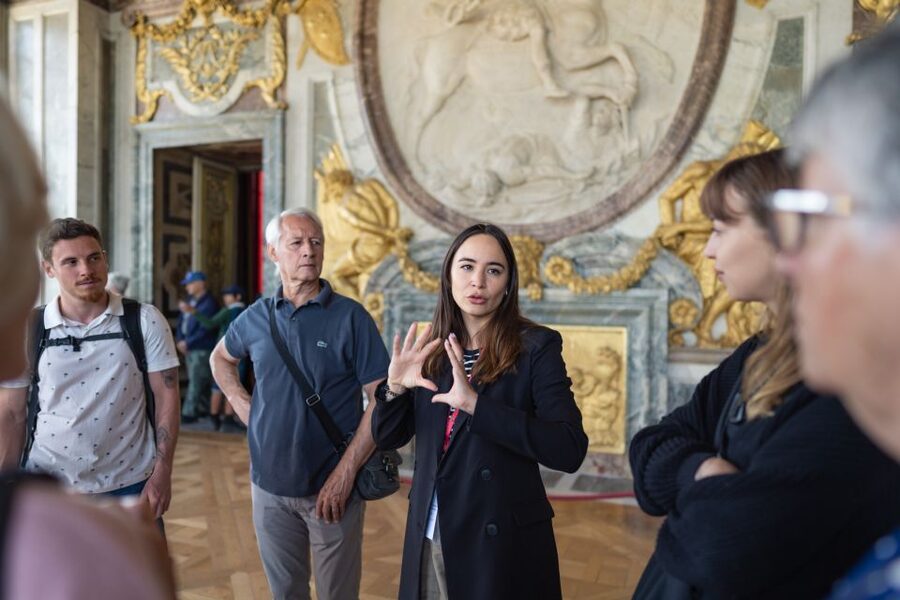 Skip-the-Line Versailles Palace Tour by Train from Paris - The 2-hour Château tour: Hall of Mirrors plus state apartments
