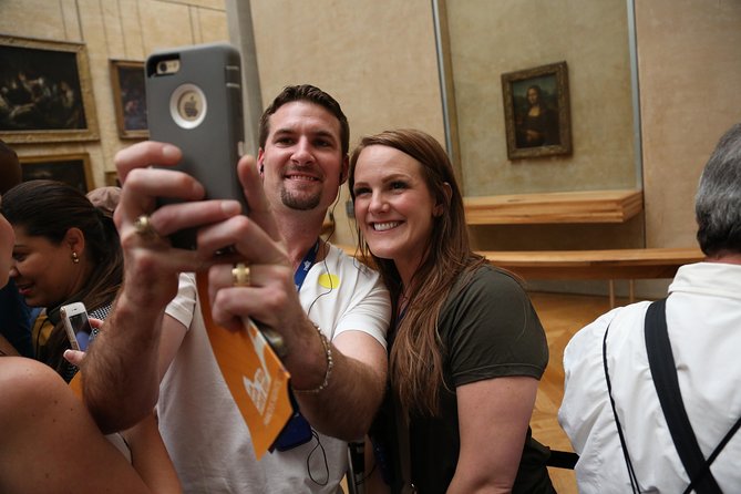 Small-Group Louvre Museum Masterpieces Tour with Access - Why the Small Group Size Actually Matters Here