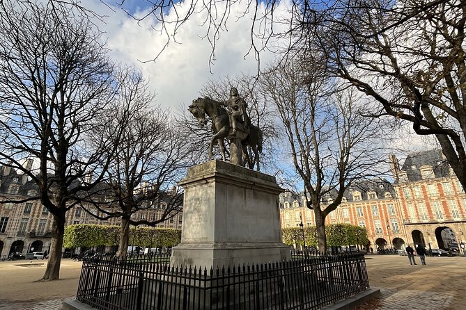 Small Group Marais/Place des Vosges Walking Tour -10 people max - The stop-by-stop route, and what each part gives you