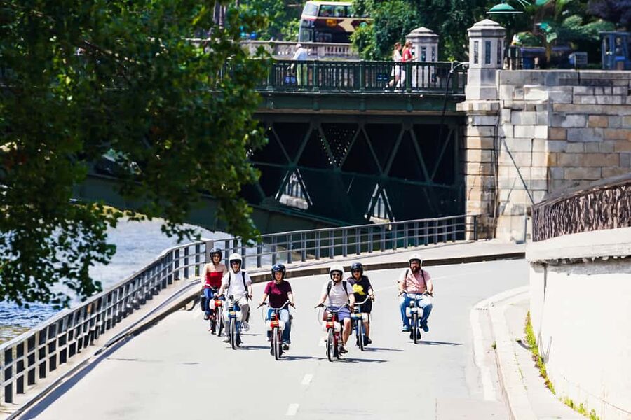 Solex Guided Tour of Intellectual Paris - Meeting near Père Lachaise and rolling into the Left Bank