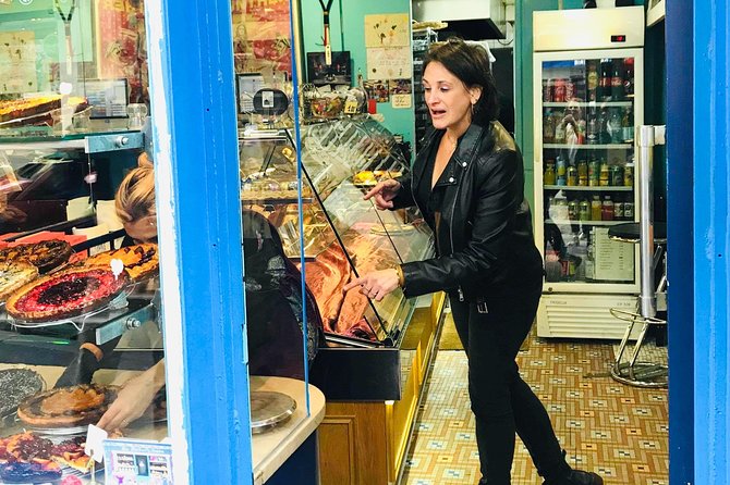 Soul of the City: Montmartre Private Tour - Moulin Rouge to Café des Deux Moulins: The Montmartre Intro