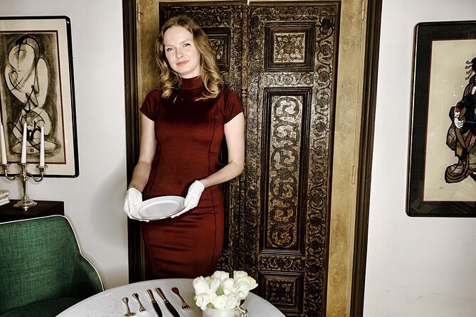 Table Manners a la française - How to Use This at Real Paris Dinners (and at Home)