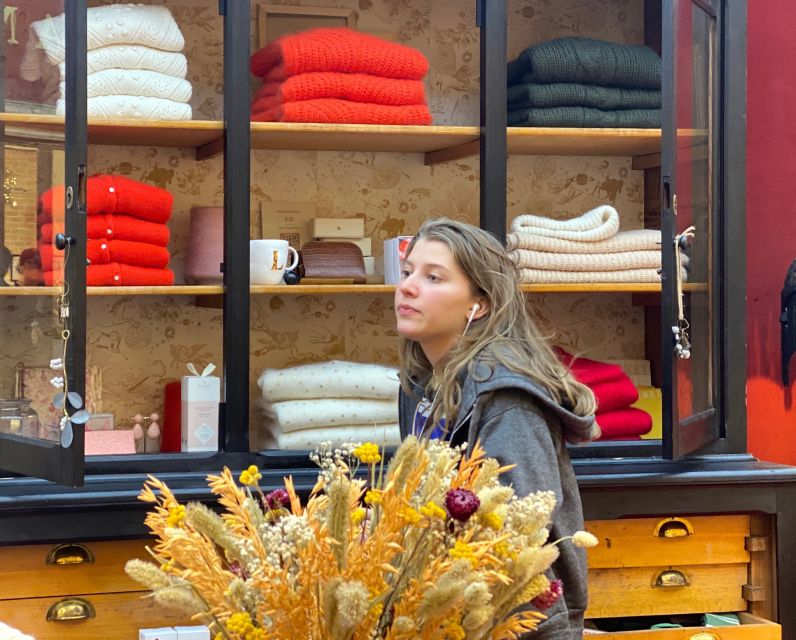Teen Shopping Tour of Paris, 2.30 hour Walking Tour - Teen fashion shopping, the value of a focused plan