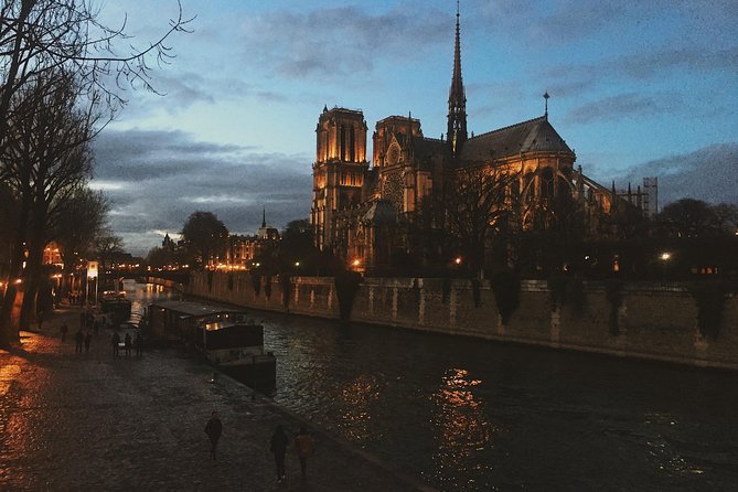 The Darkest Secrets of Paris - The 2-hour route: what you see and why each stop matters