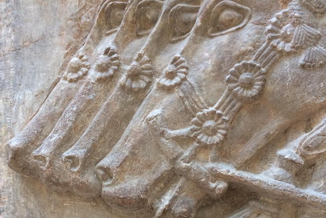The Essential Louvre Masterpieces Tour - Limited to Six Guests - Greek vs Roman Sculpture, Explained So It Actually Sticks