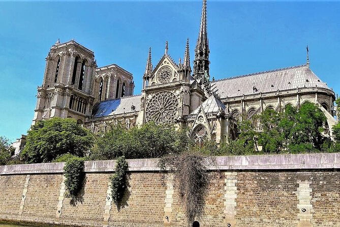 The Medieval Heart of Paris - History Walk (Small Group Tour) - Sainte-Chapelle stop: Flamboyant Gothic and stained glass that crowds your attention