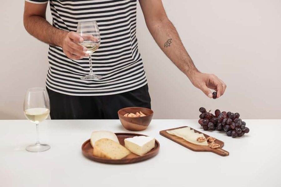 The Paris Food Experience: Montmartre Gourmet Food Tour - Bakery Time: Bread and Brioche You Can Actually Taste