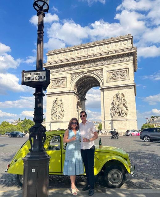 The Paris "Rive Gauche" tour in a vintage Citroën 2CV - Notre-Dame Cathedral visit: the classic finish