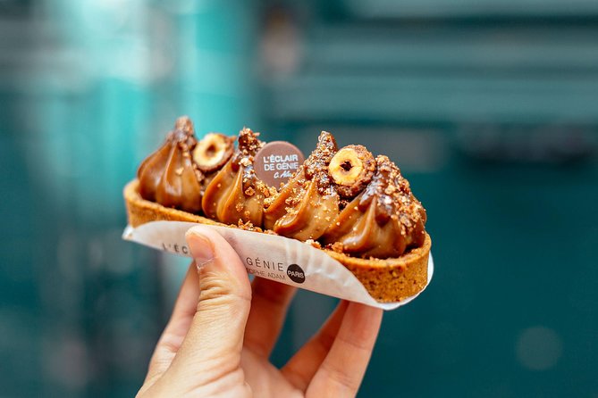 The Sweet Pastry With Locals PRIVATE Tour of Paris in Le Marais District - Start at Saint-Paul, then roll into Rue de Rivoli’s shopping rhythm